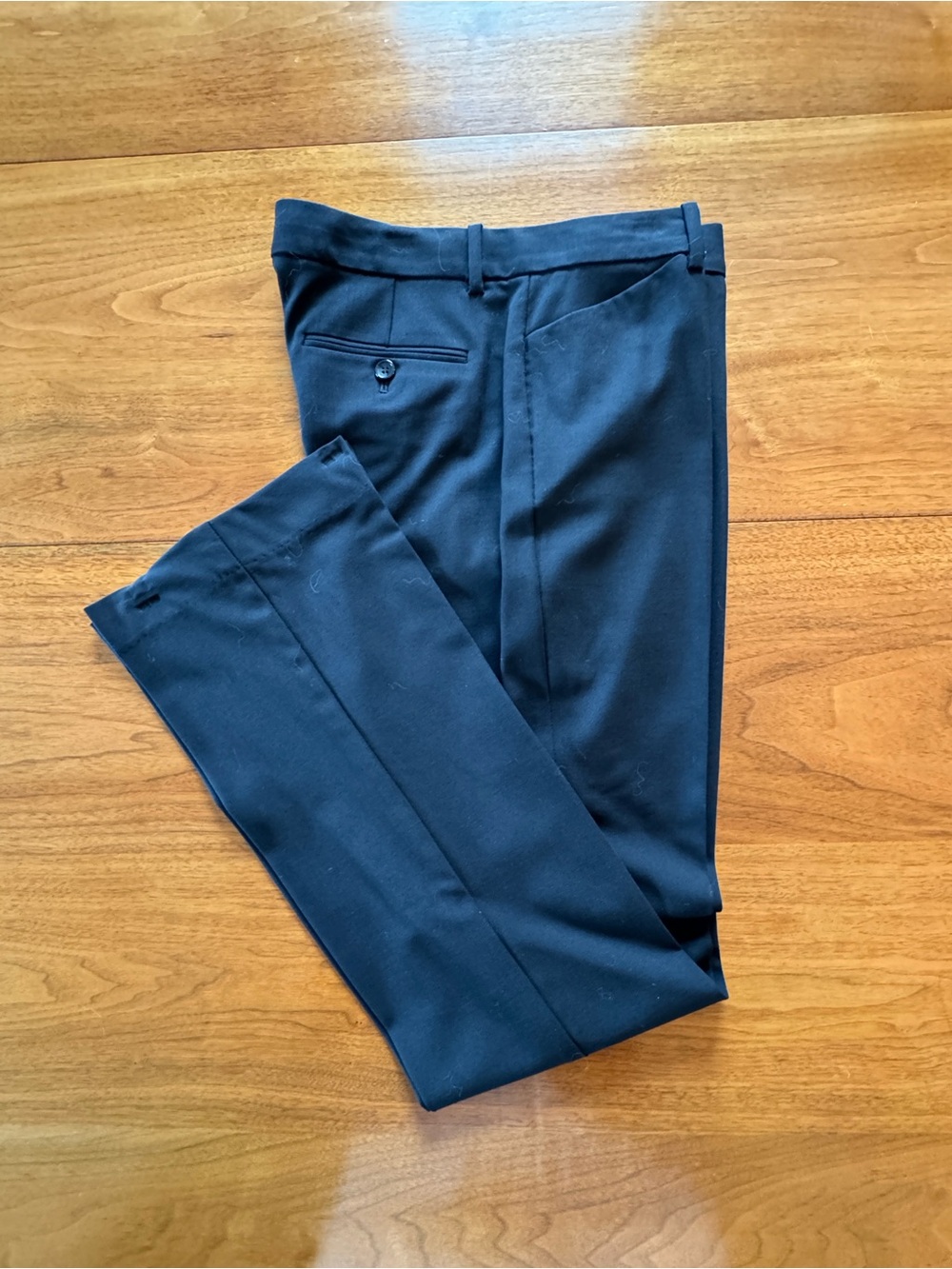 Women’s Classic Flat-Front Dress Pants – Black